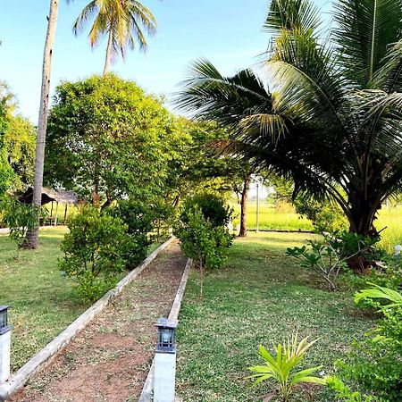 Athyantha Resort อนุราธปุระ ภายนอก รูปภาพ