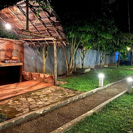 Athyantha Resort อนุราธปุระ ภายนอก รูปภาพ