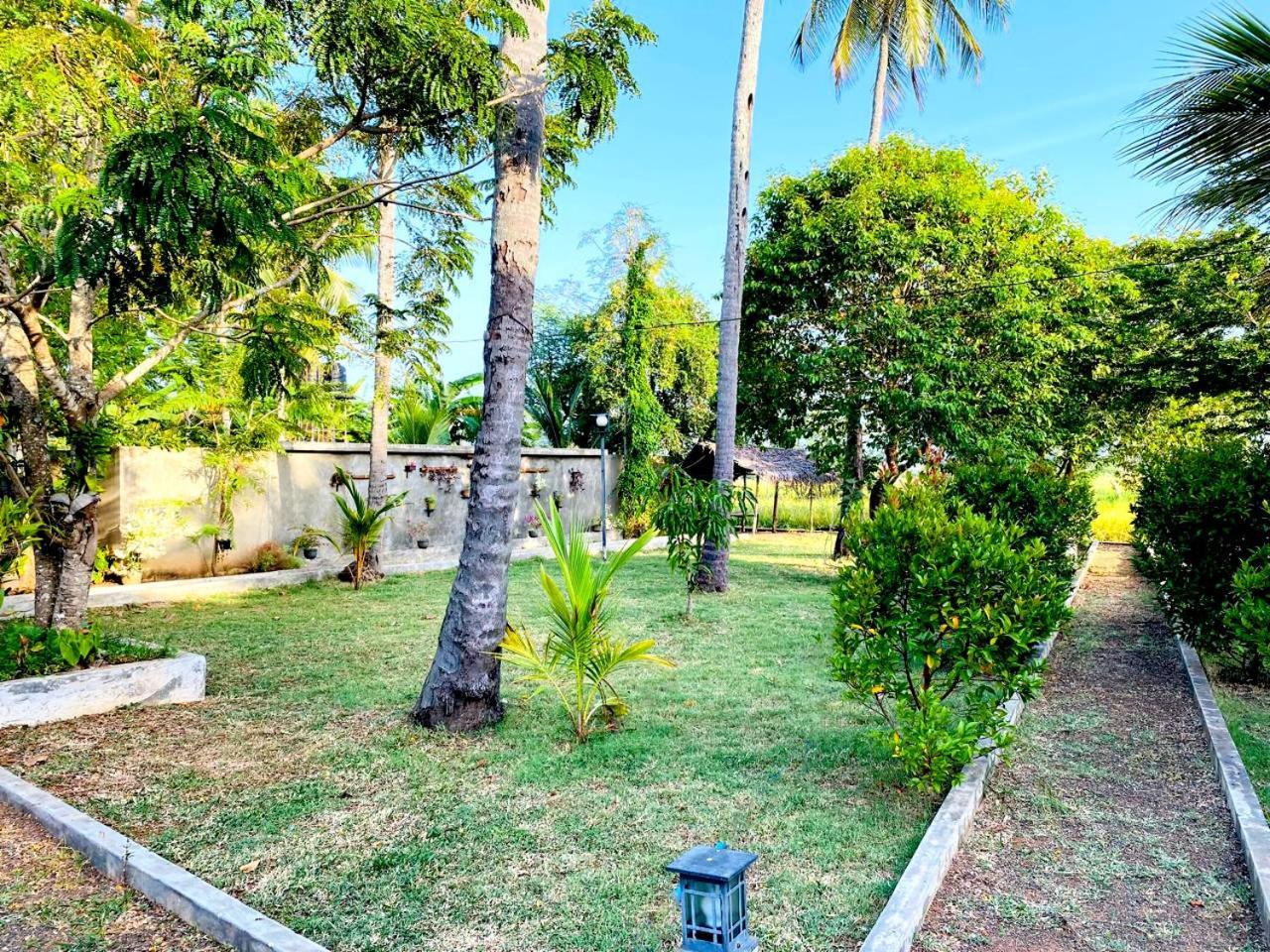 Athyantha Resort อนุราธปุระ ภายนอก รูปภาพ